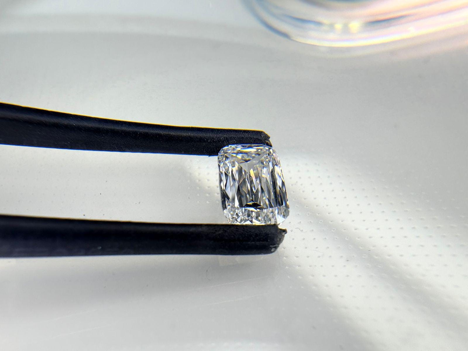Radiant Cut Lab Grown Diamond | Rectangular Brilliant Diamond for Engagement Ring, Pendant & Custom Jewelry | IGI Certified (On Request)