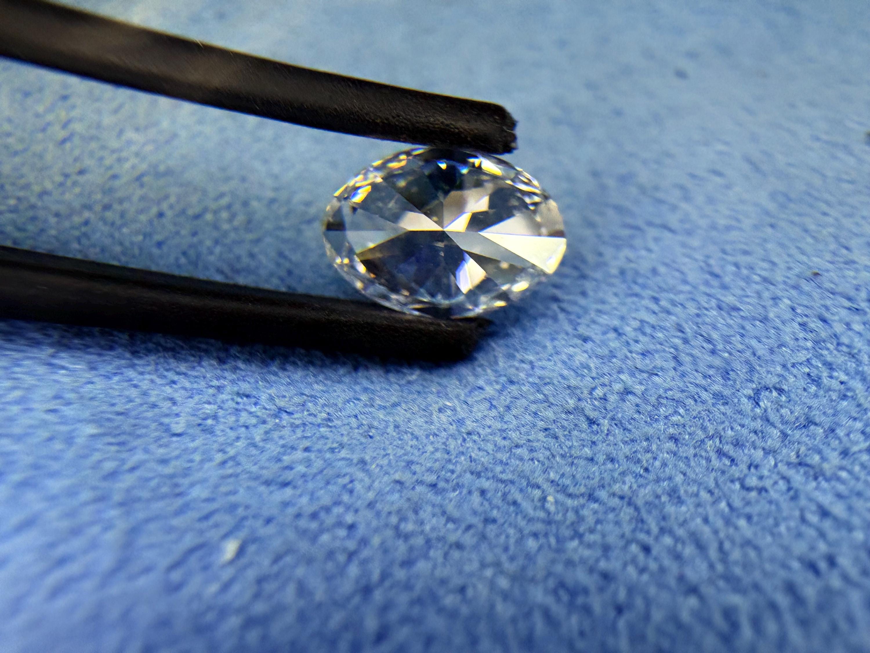 Oval Lab Grown Diamond | 0.50ct – 2ct | Elongated Sparkle Cut | IGI Certified on Request | Custom Jewelry Supply | Conflict-Free Stone
